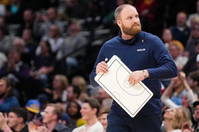 贝博体育-【体坛篮球秀】爵士“创造”奇迹 各队“报价”约基奇