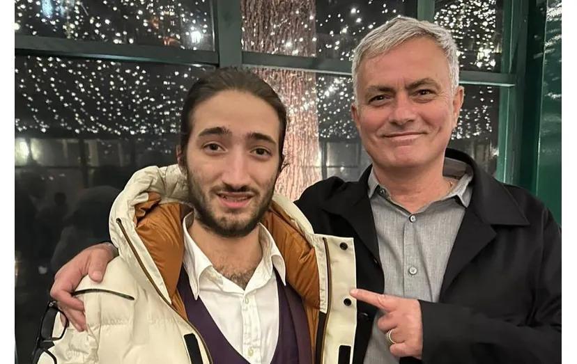 BB Sports-葡媒介绍穆里尼奥儿子马里奥:18岁挂靴,目前正在当游戏主播