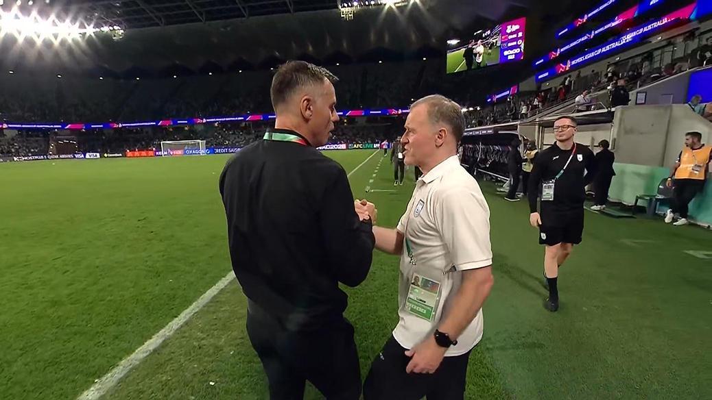 网页版地址-无视2点球+进球被吹！中国女足连遭“争议吹罚”，王霜惊艳世界波