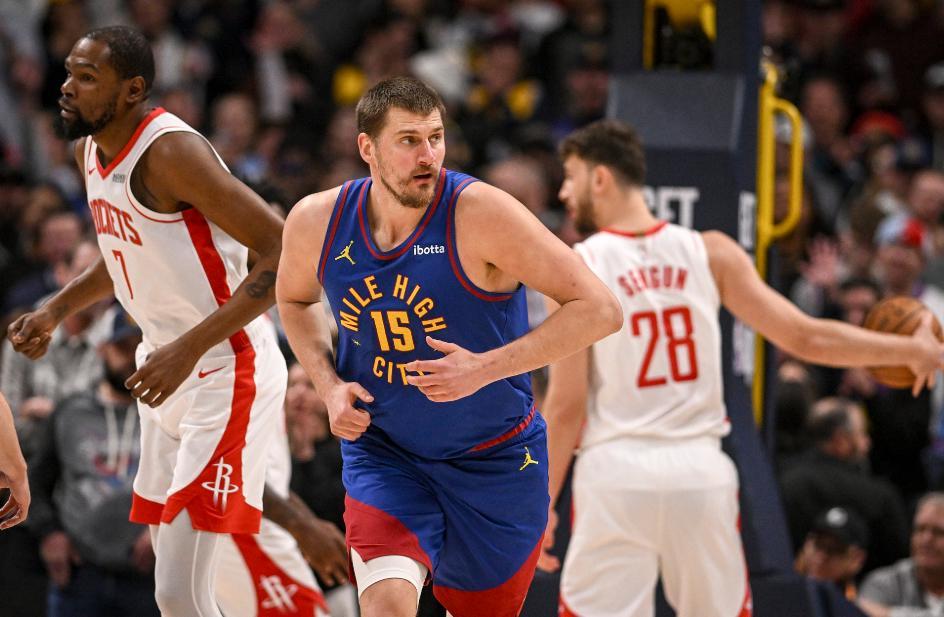 网页版地址-湖人1日内3喜临门！詹姆斯不用着急复出，但东契奇想争冠真需要他