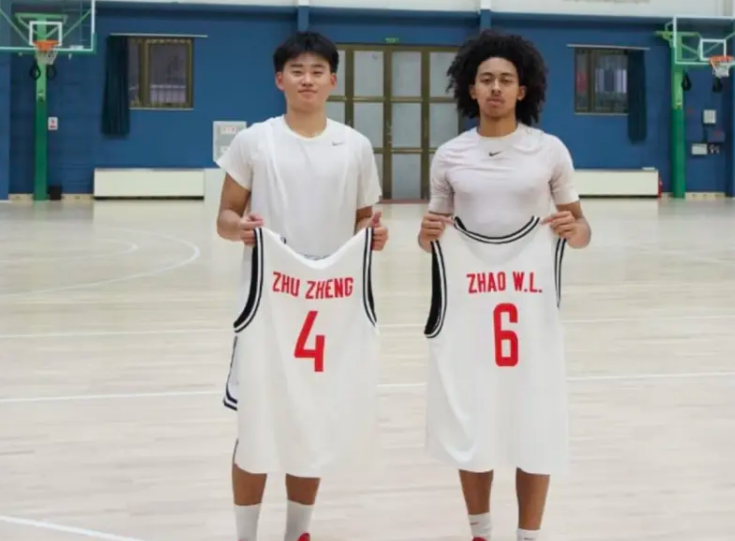 BB Sports-轰30分3助4断！中国男篮18岁1米83混血控卫闪耀：下赛季征战NCAA